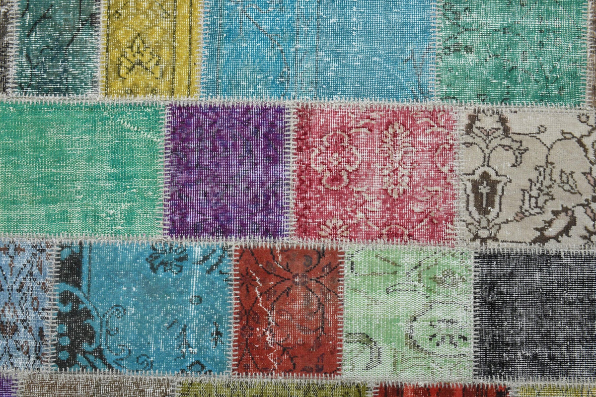 El yapımı vintage halı 196x292 cm oryantal desenli yün - farklı açıdan görünüm