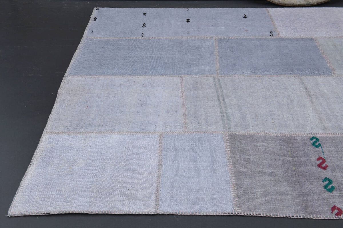 El yapımı vintage halı 196x302 cm düz desenli yün - kenar ve saçak detayı