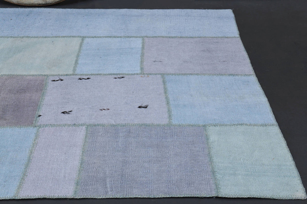 El yapımı vintage halı 198x302 cm oryantal desenli yün - mekan görünümü