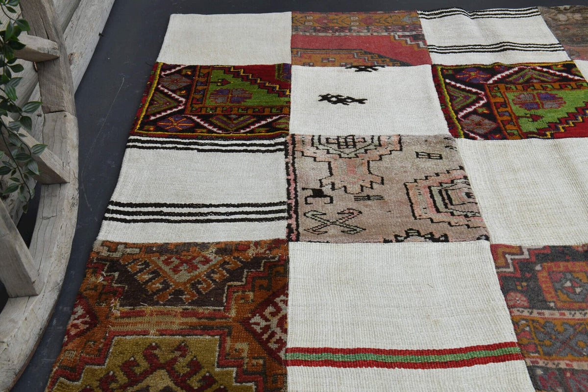 El yapımı vintage halı 183x274 cm oryantal desenli yün - üstten görünüm