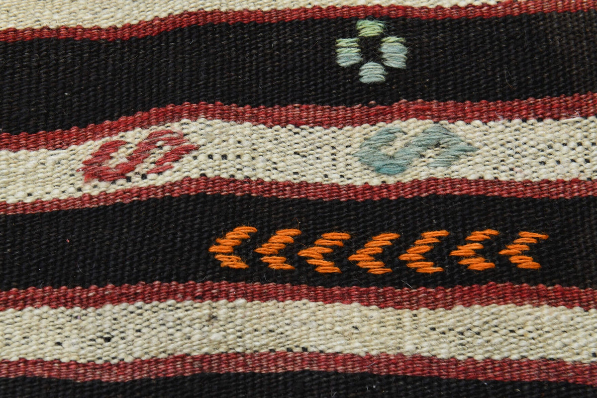 El yapımı vintage halı 198x231 cm oryantal desenli yün - kenar ve saçak detayı