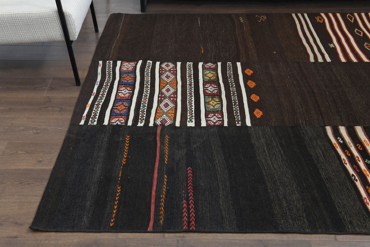 El yapımı vintage halı 198x231 cm oryantal desenli yün - mekan görünümü