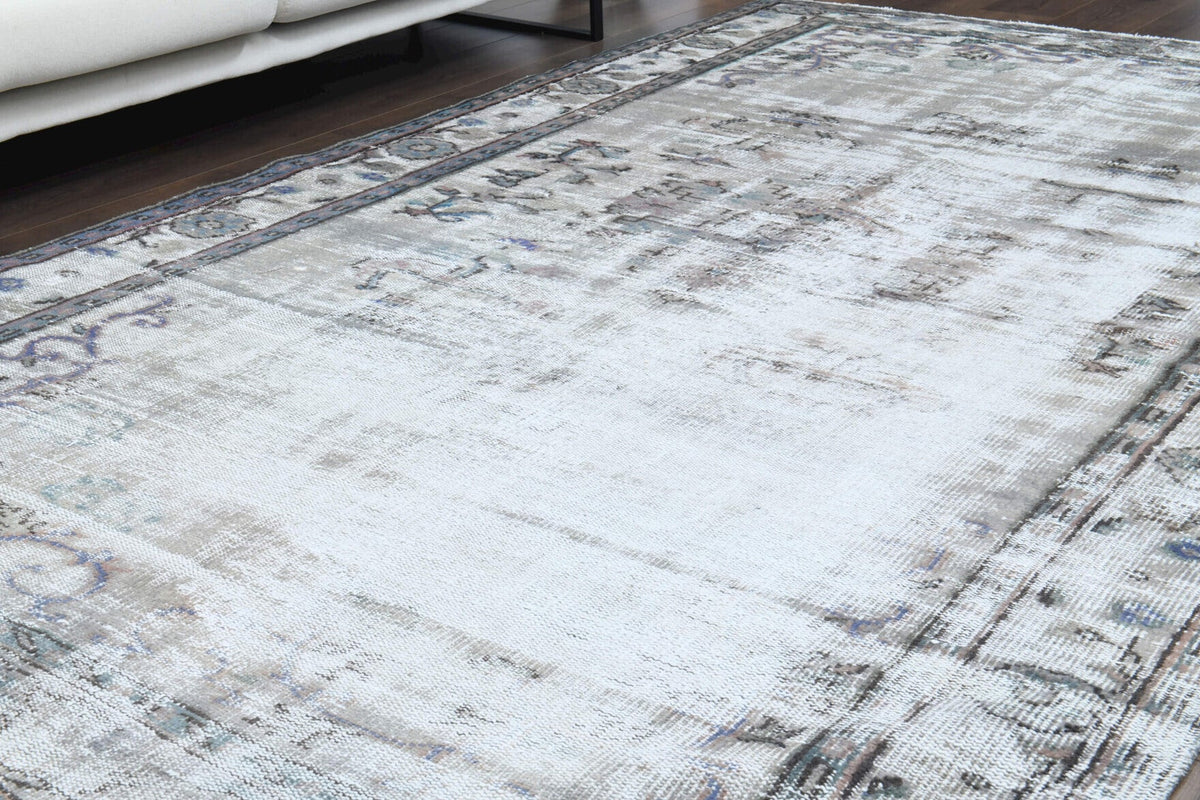 Handmade Antique Oushak Area Rug