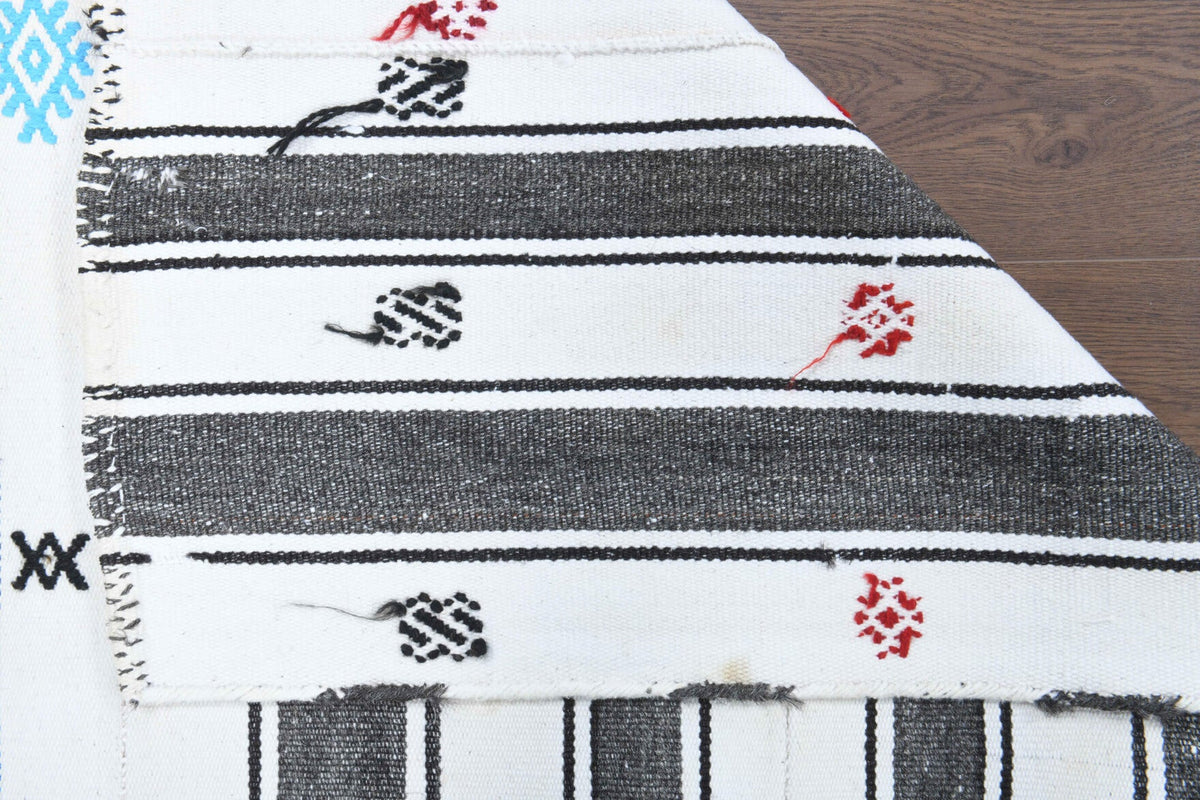 Handmade Vintage Kilim Rug