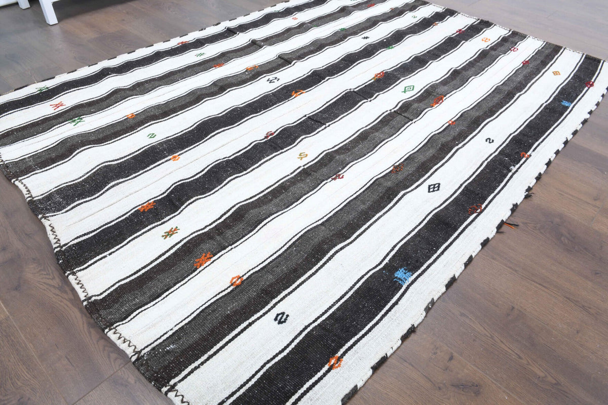 Handmade Flatweave Vintage Rug