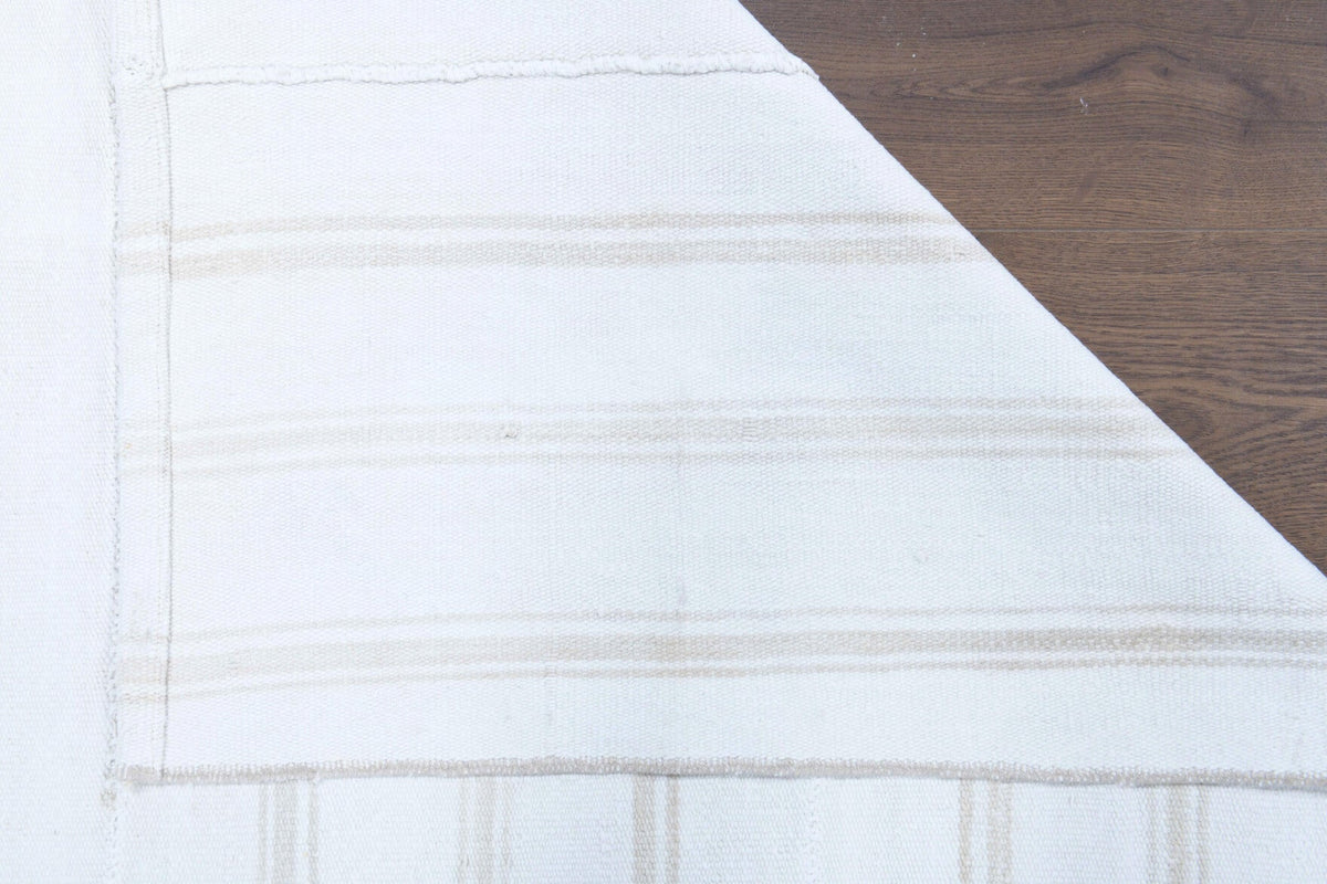 El yapımı vintage halı 142x226 cm çizgili desenli yün - açık alan görünümü