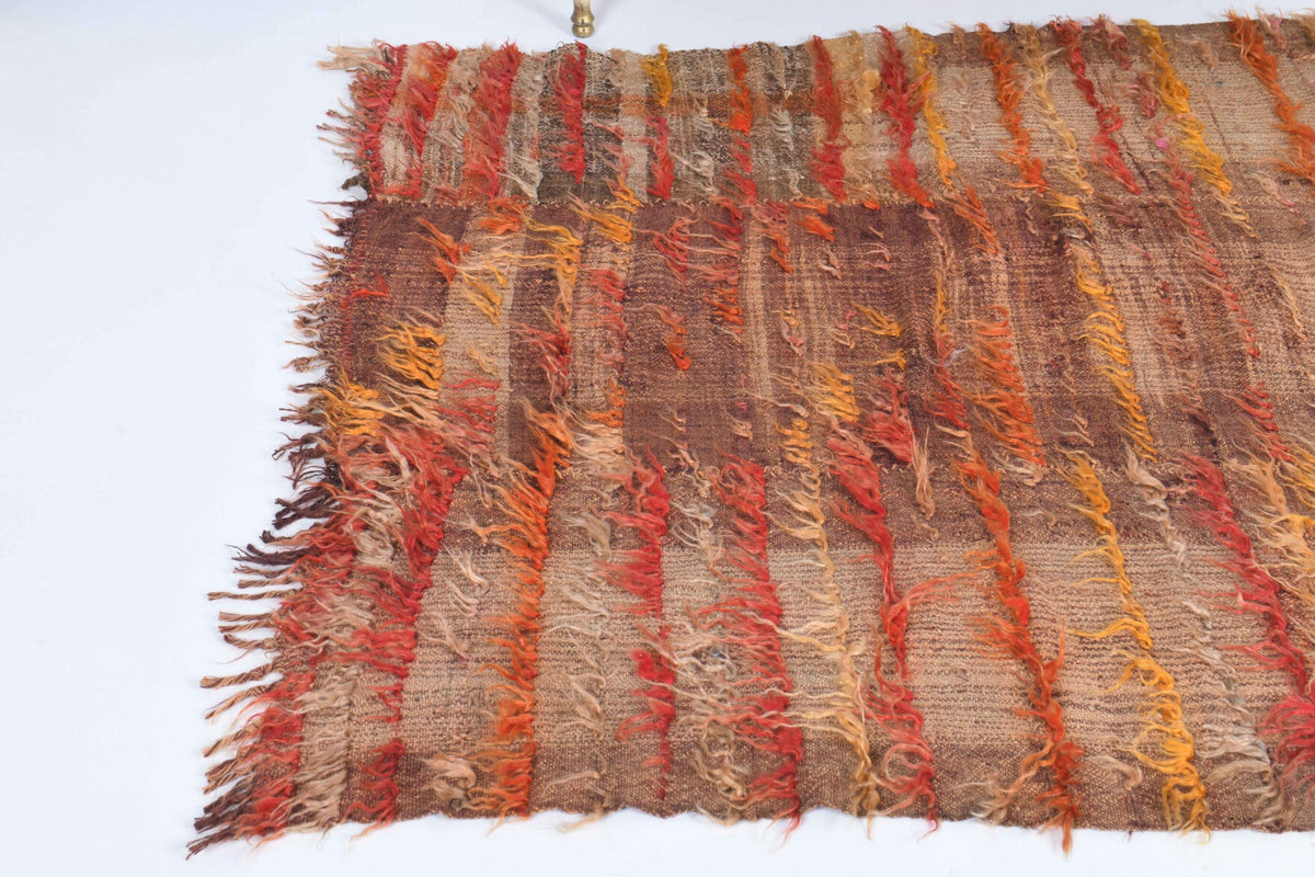 Tek parça el dokuma vintage kare kilim 130x137 cm (1,78 m²) – Pera Halı