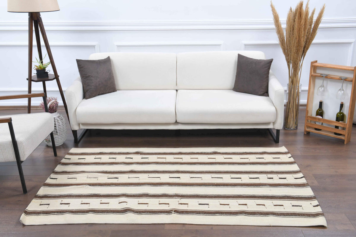 Handmade Vintage Beige Kilim Rug