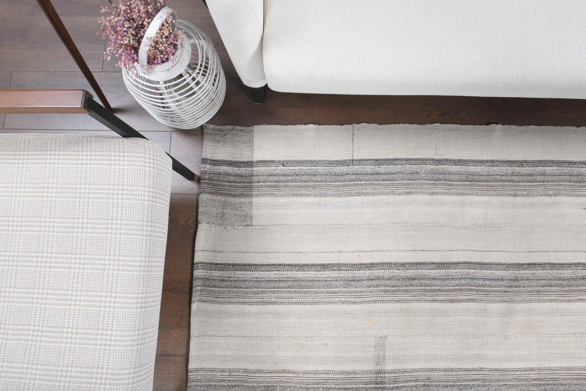 Handmade Vintage Flatweave Rug