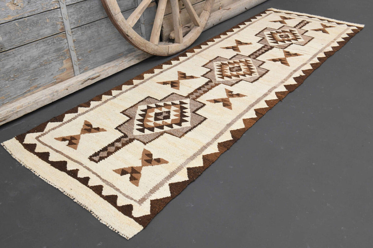 El yapımı vintage yolluk 94x292 cm i̇kat desenli yün - yakın çekim doku detayı