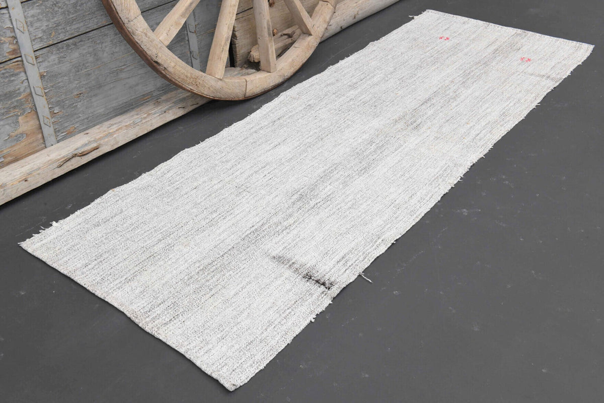 El yapımı vintage halı 79x224 cm i̇kat desenli yün - yakın çekim doku detayı