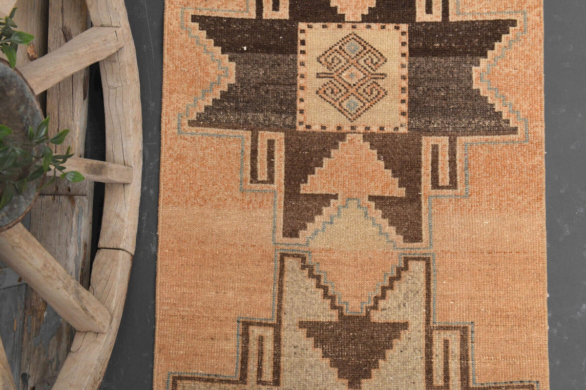 El yapımı vintage yolluk 79x338 cm geometrik desenli yün - açık alan görünümü