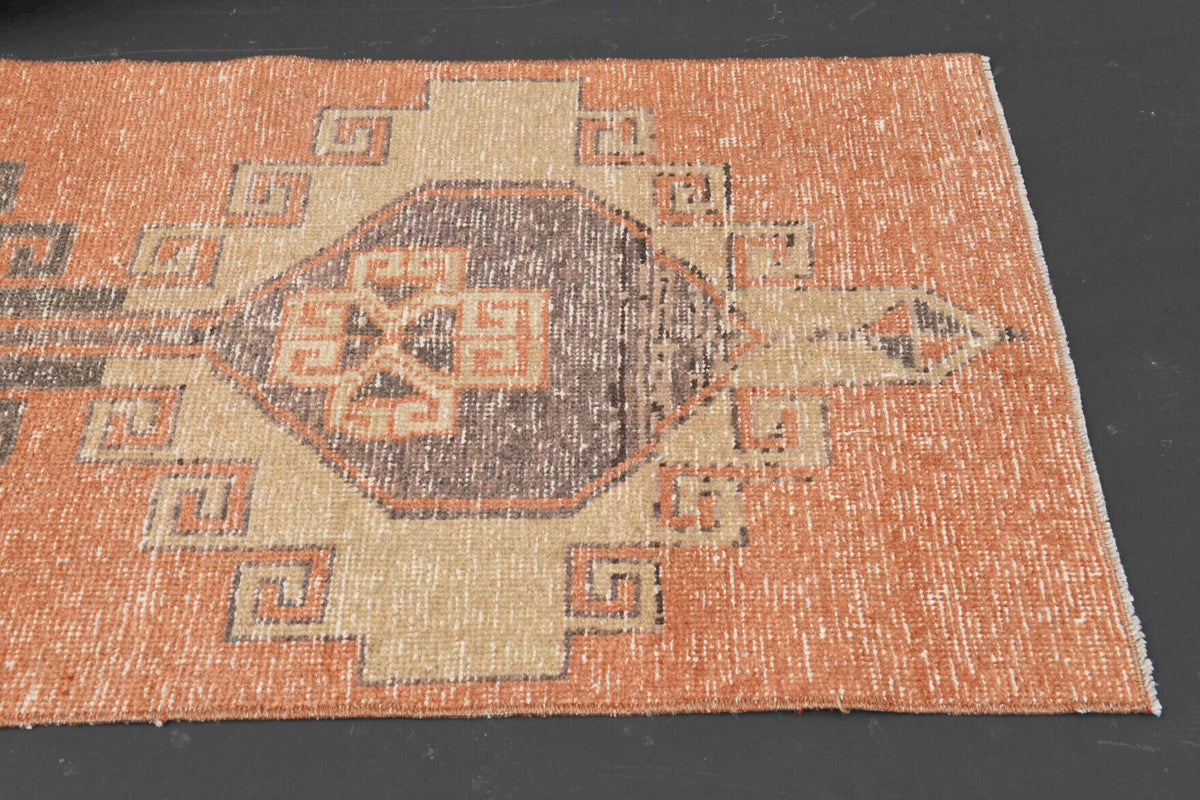 El yapımı vintage yolluk 76x262 cm geometrik desenli yün - üstten görünüm