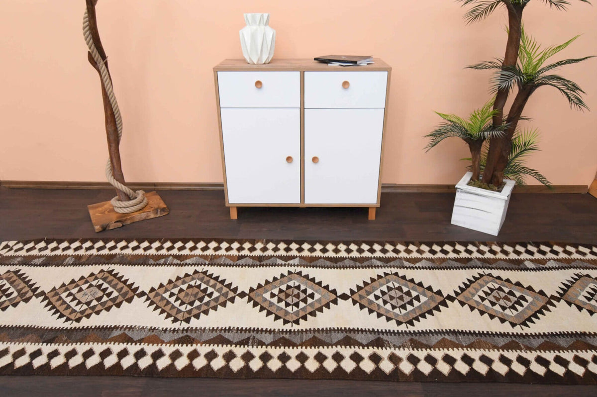 El yapımı vintage yolluk 94x351 cm geometrik desenli yün - yakın çekim doku detayı