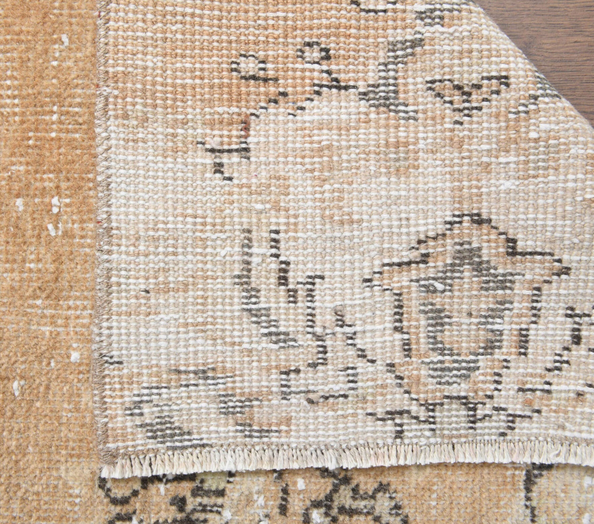 El yapımı vintage yolluk 71x259 cm çiçek desenli desenli yün - üstten görünüm
