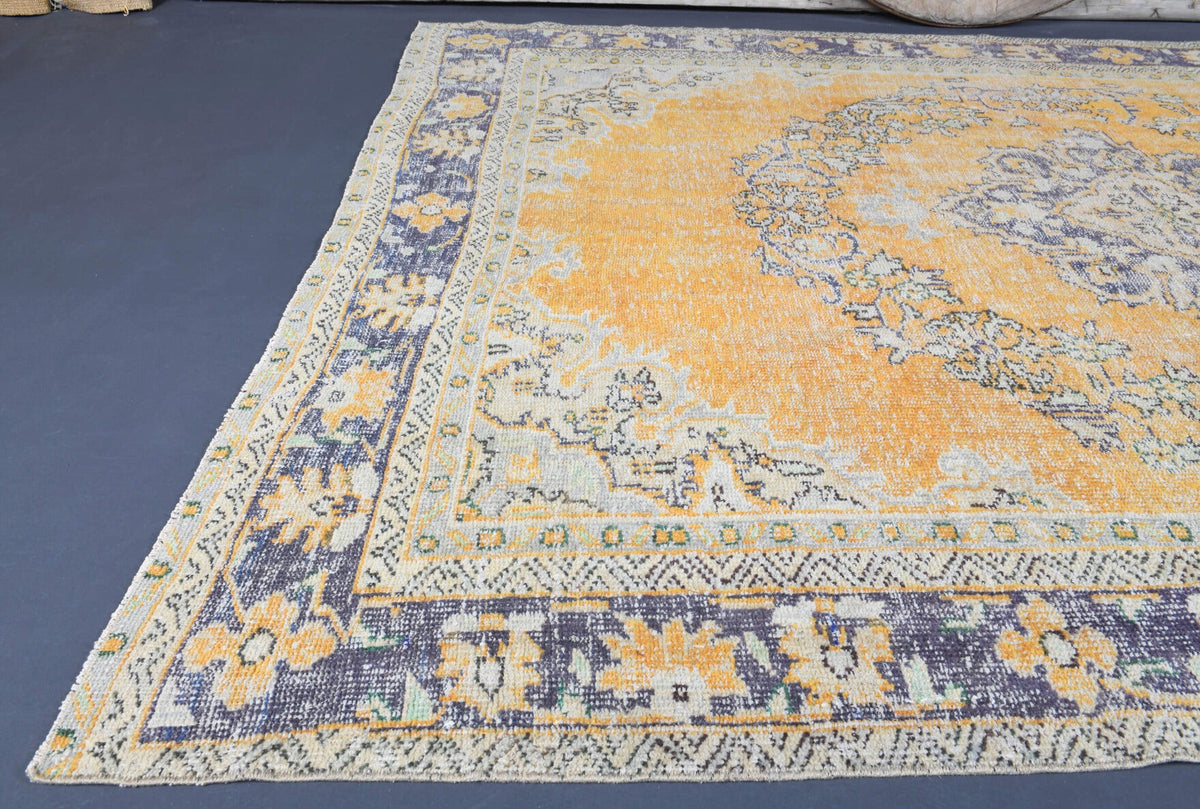 El yapımı vintage halı 213x274 cm oryantal desenli yün - kenar ve saçak detayı