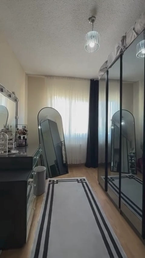 Load video: Uşak Natural Beige Vintage Carpet
