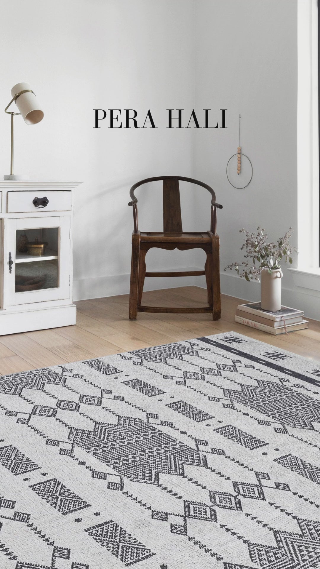 Load video: Geometric Plain Summer House Rug - SH1706GE
