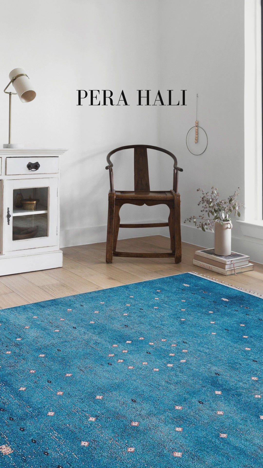 Videoyu yükle: Mavi Beyaz Minimal Geometrik Desenli Kilim Halı