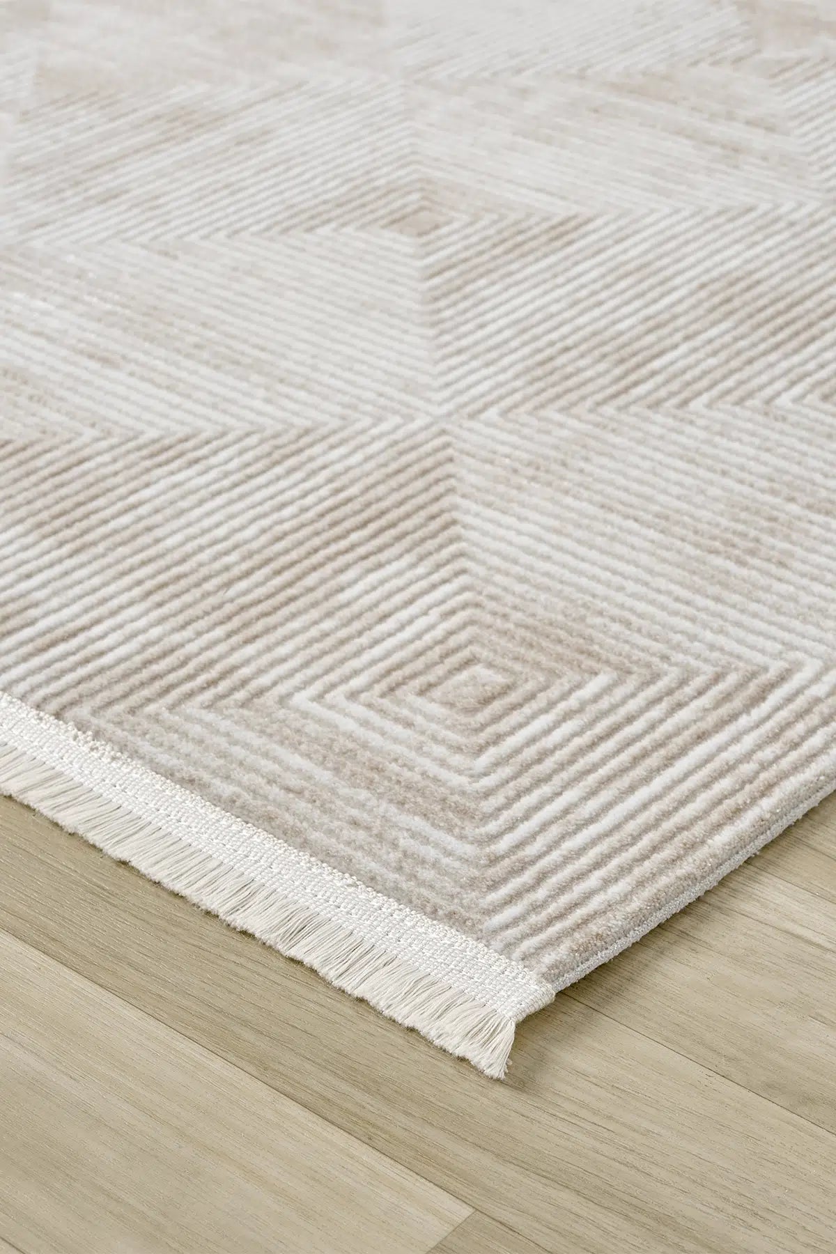 Kemik Gri Geometrik Kare Desenli Modern Halı