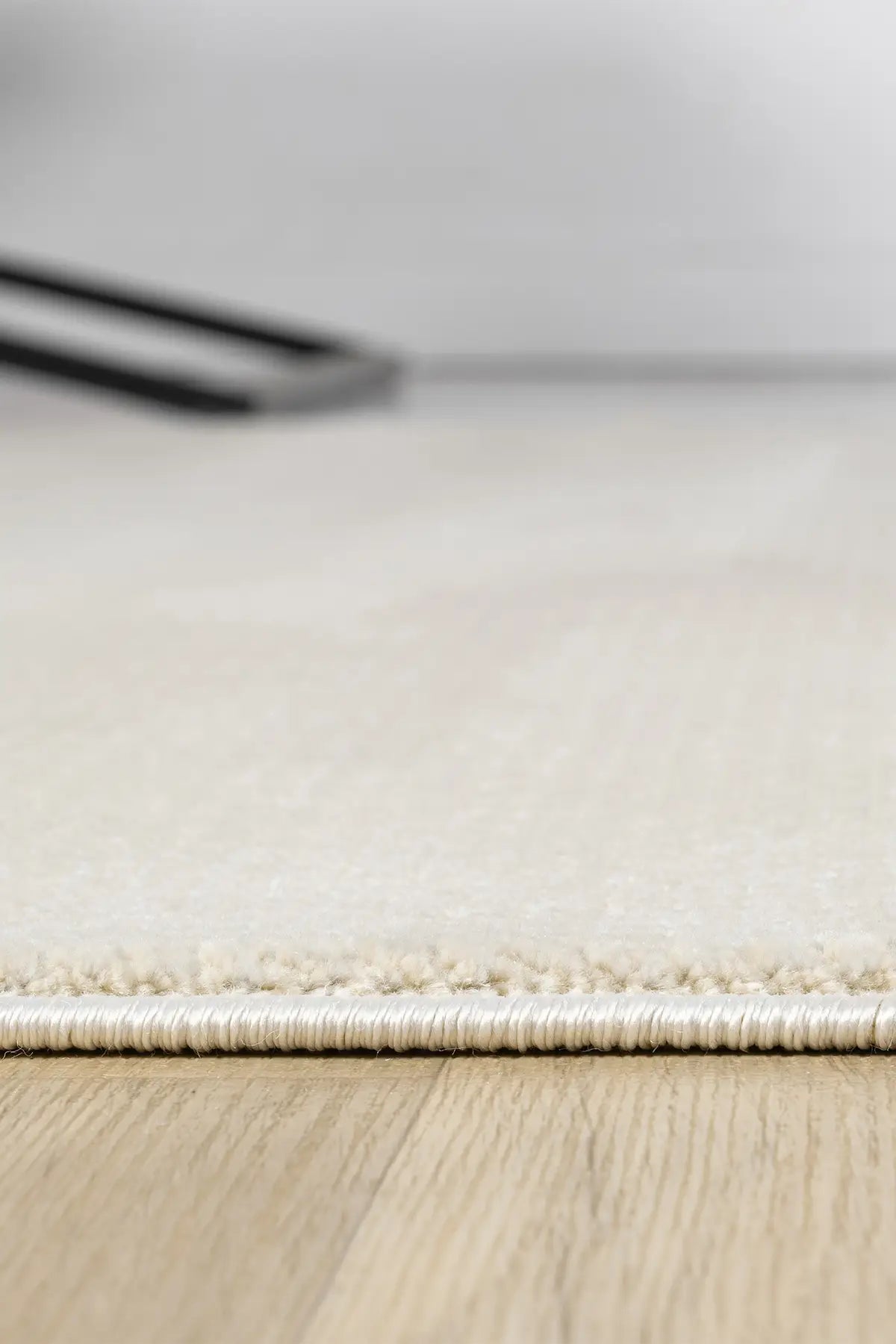 Bej Leke Tutmaz Dokulu Minimal Modern Halı - 12000BS