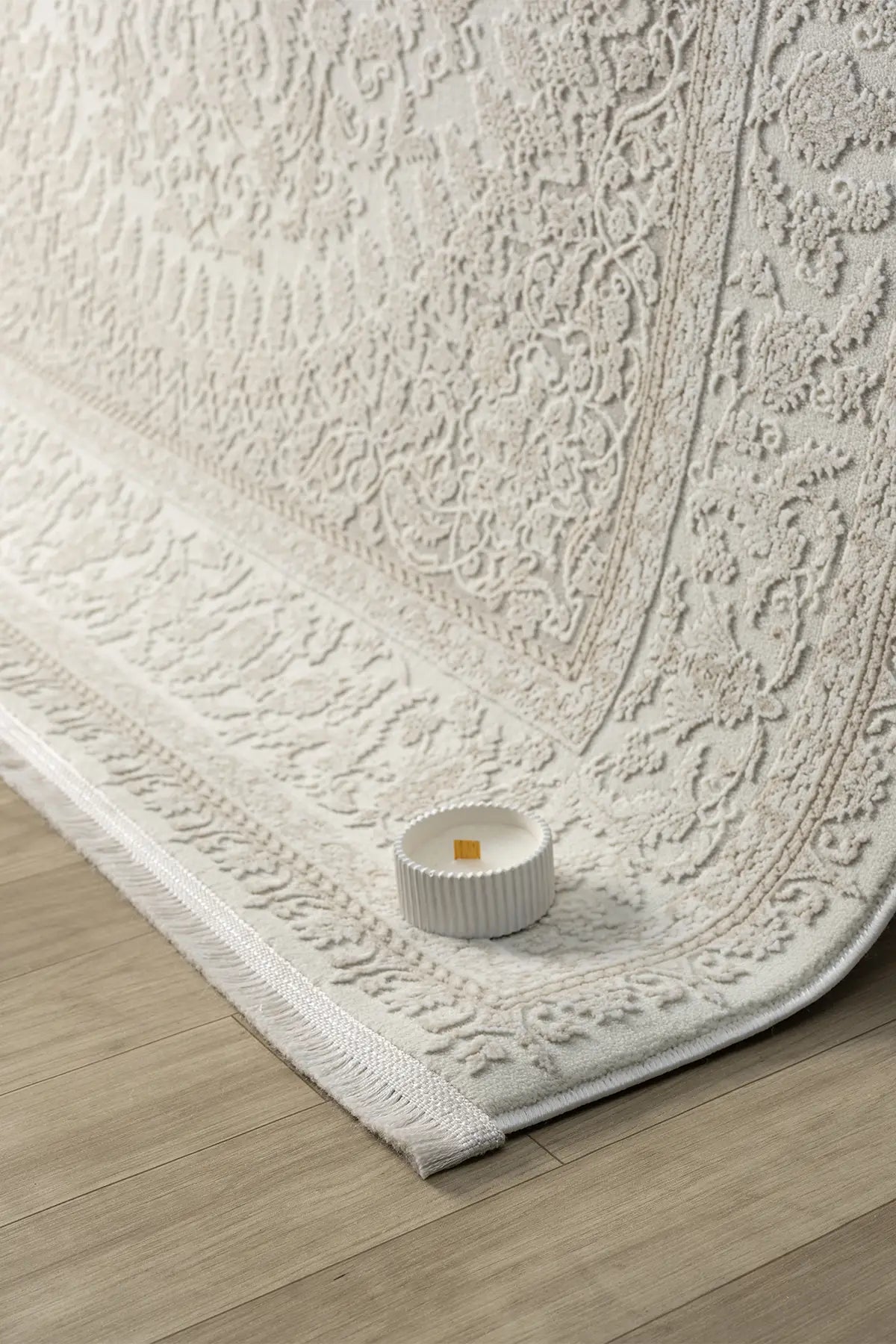 Bej Leke Tutmaz Dokulu Minimal Modern Halı - 12003BS