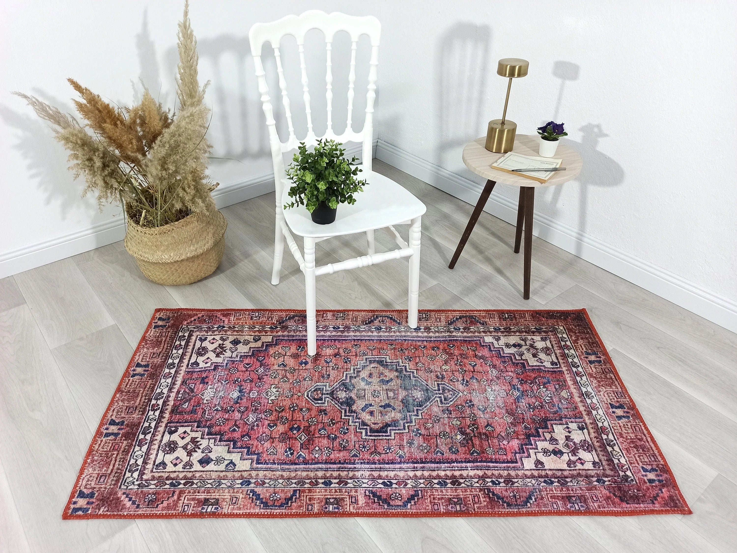Gray Geometric Patterned Vintage Carpet