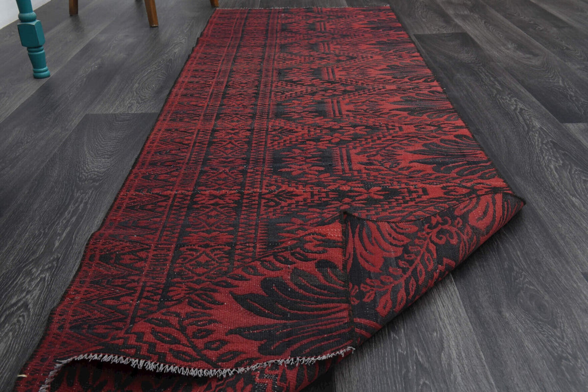 El yapımı vintage yolluk 79x259 cm oryantal desenli yün - ışık altında renk detayı