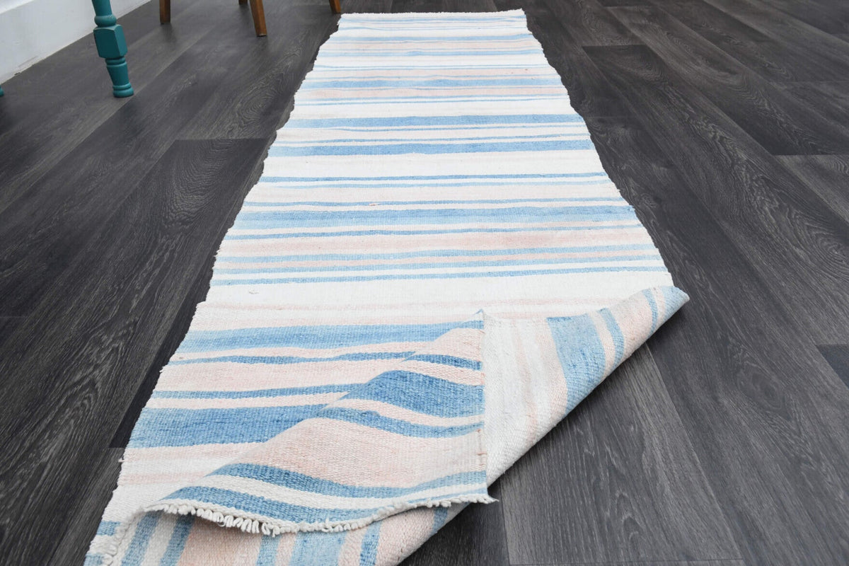 El yapımı vintage yolluk 64x257 cm oryantal desenli yün - ışık altında renk detayı