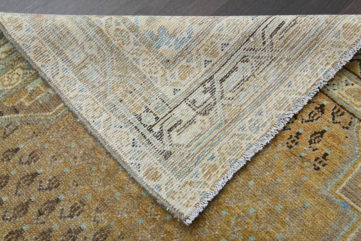 El yapımı vintage yolluk 102x356 cm oryantal desenli yün - ışık altında renk detayı