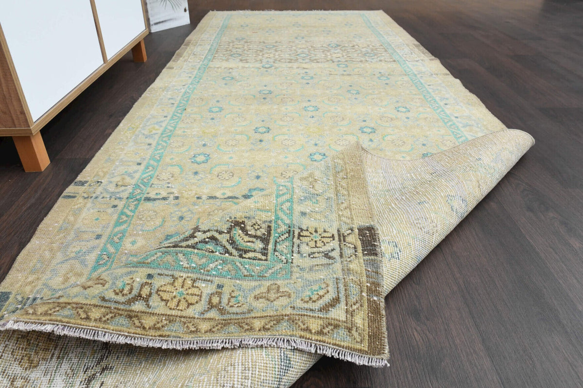 El yapımı vintage yolluk 107x292 cm oryantal desenli yün - ışık altında renk detayı