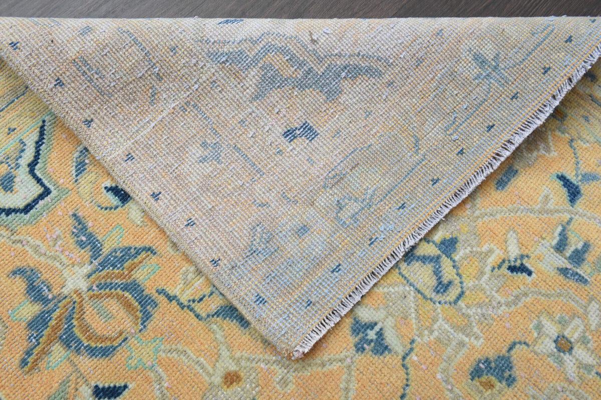 El yapımı vintage yolluk 104x310 cm oryantal desenli yün - ışık altında renk detayı