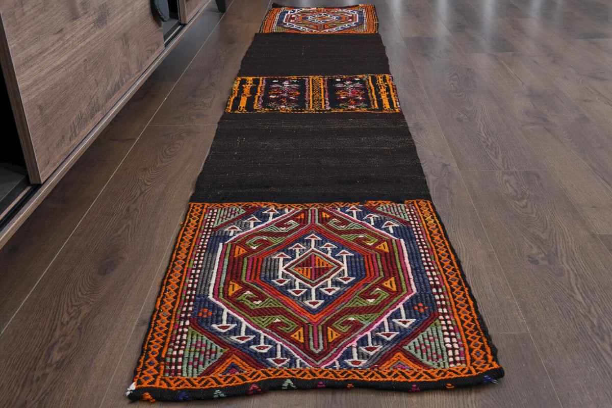 El yapımı vintage yolluk 48x241 cm oryantal desenli yün - yakın çekim doku detayı