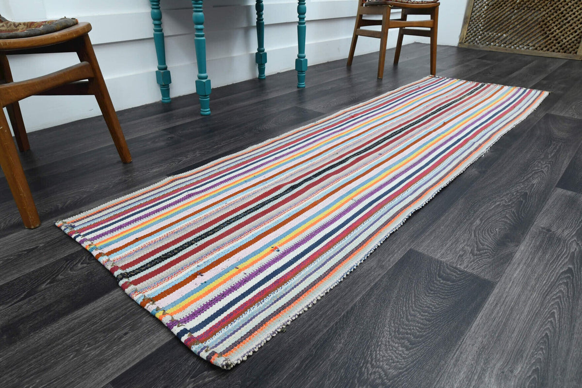 El yapımı vintage halı 74x246 cm çizgili desenli yün - yakın çekim doku detayı