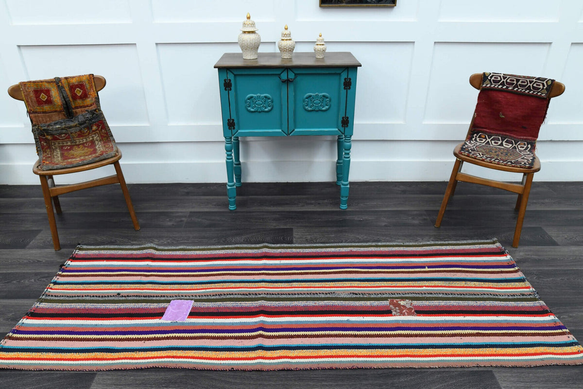 El yapımı vintage halı 81x234 cm çizgili desenli yün - kenar ve saçak detayı