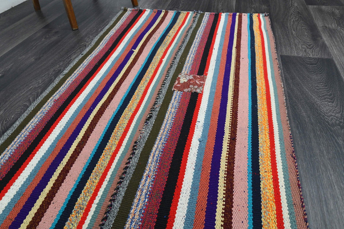 El yapımı vintage halı 81x234 cm çizgili desenli yün - mekan görünümü