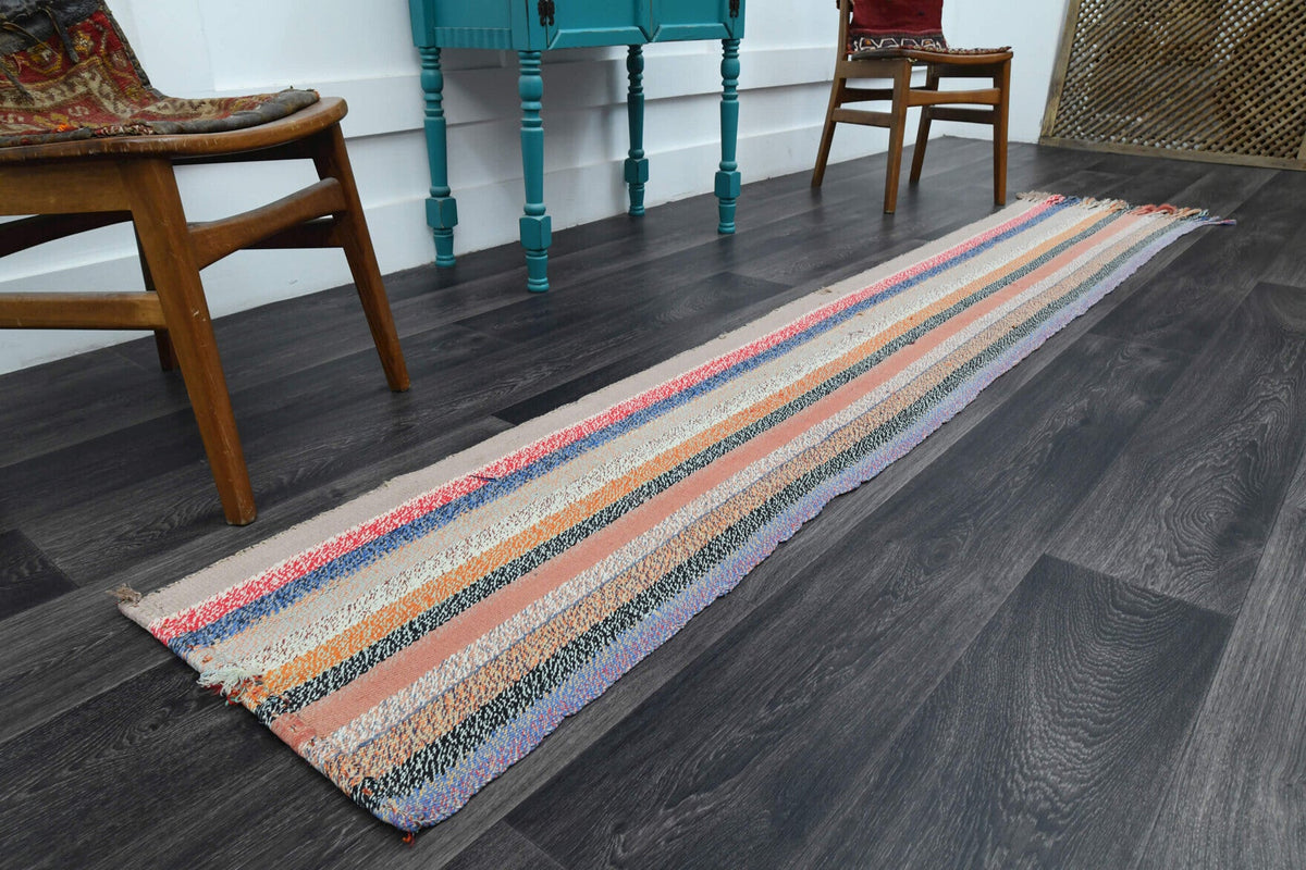 El yapımı vintage halı 51x279 cm çizgili desenli yün - yakın çekim doku detayı