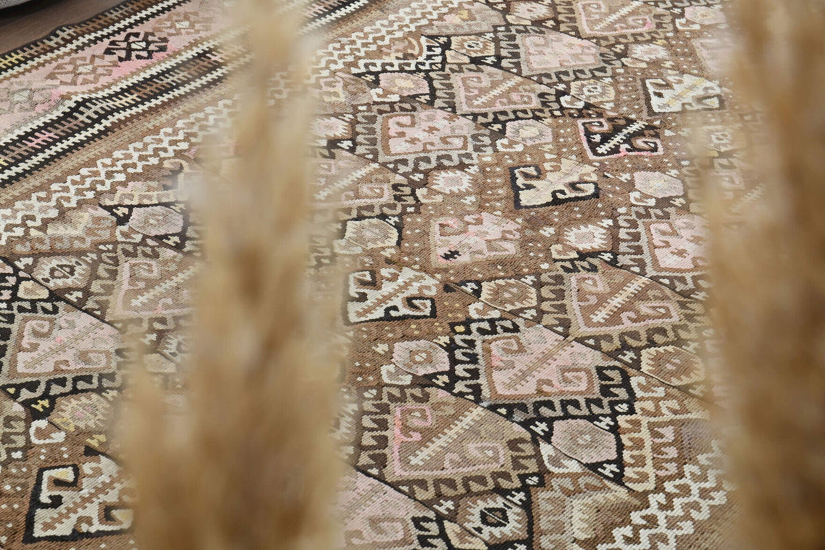 El yapımı vintage halı 157x396 cm tribal desenli yün - kenar ve saçak detayı
