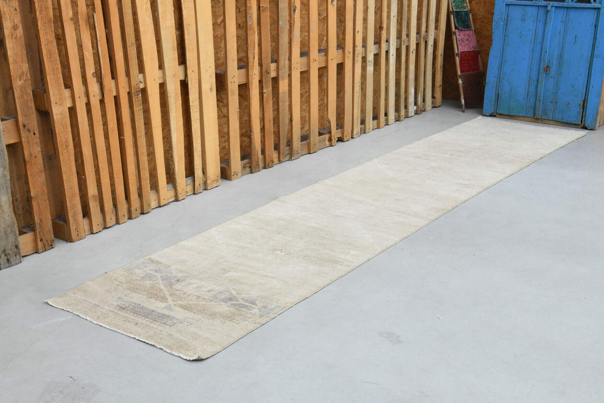 El yapımı vintage yolluk 76x351 cm soyut desenli yün - yakın çekim doku detayı