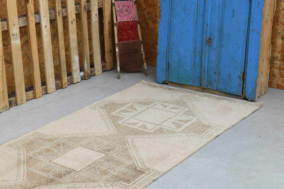 El yapımı vintage yolluk 94x371 cm geometrik desenli yün - desen detayı