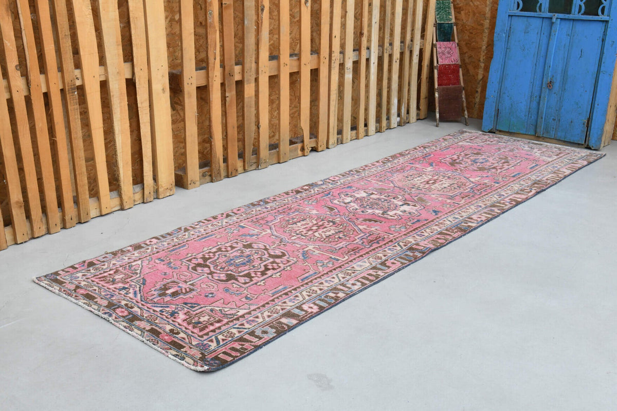 El yapımı vintage yolluk 94x320 cm tribal desenli yün - yakın çekim doku detayı