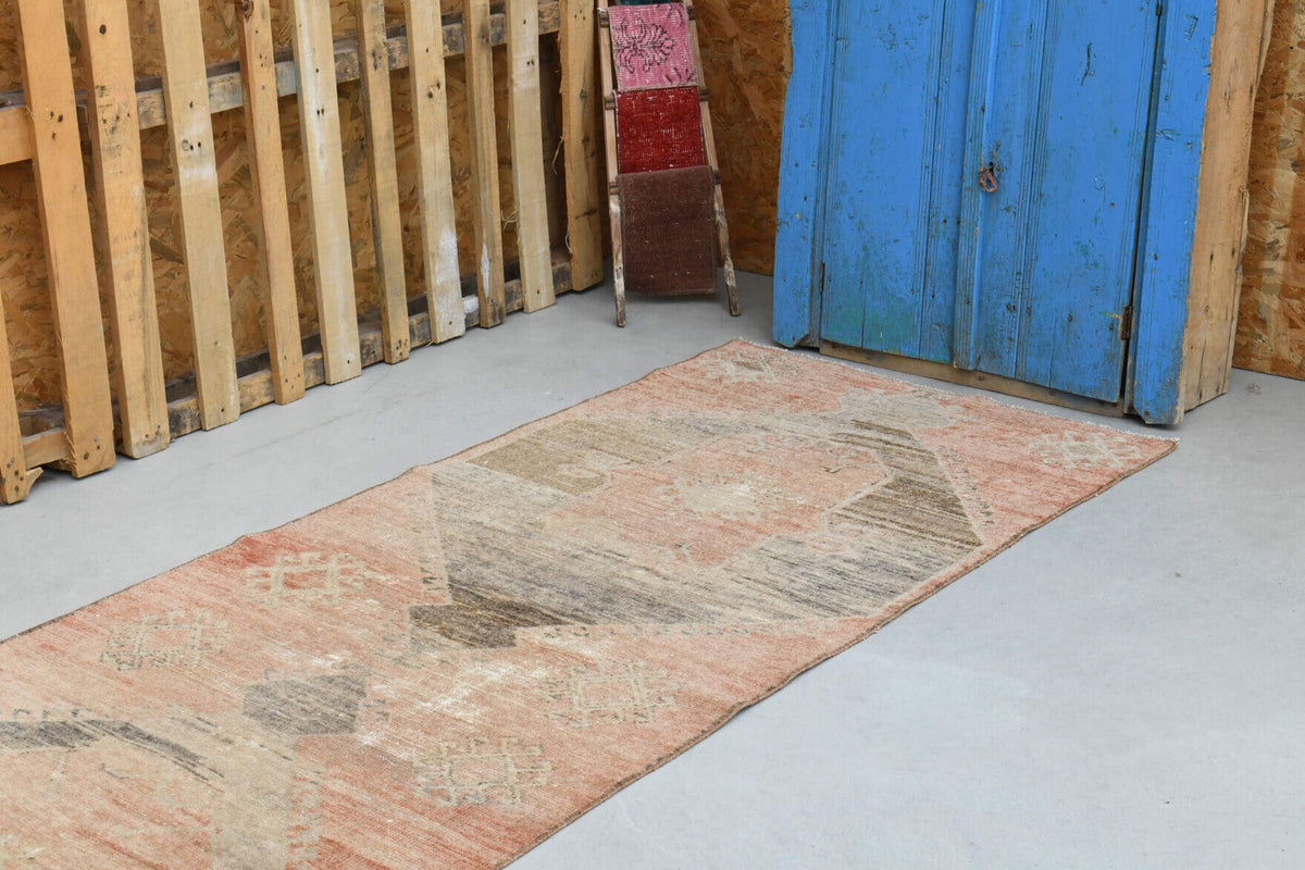 El yapımı vintage yolluk 91x340 cm tribal desenli yün - yakın çekim doku detayı