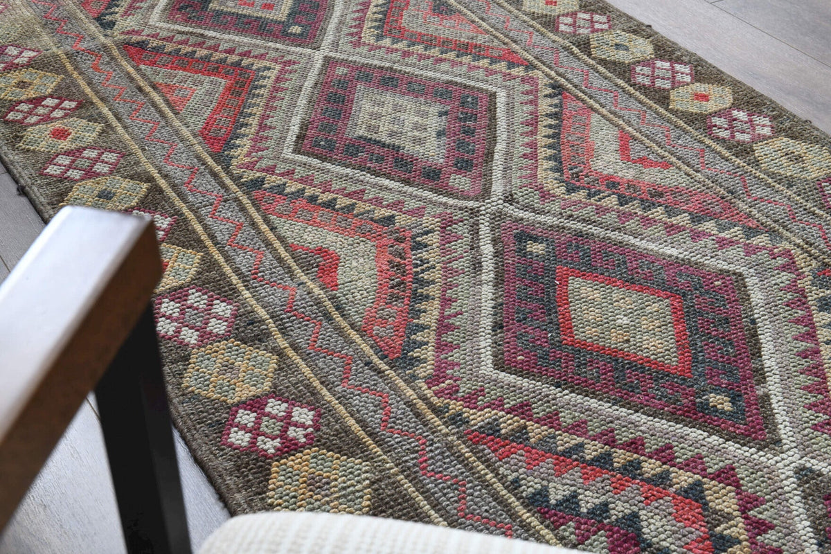 El yapımı vintage yolluk 94x422 cm i̇kat desenli yün - üstten görünüm