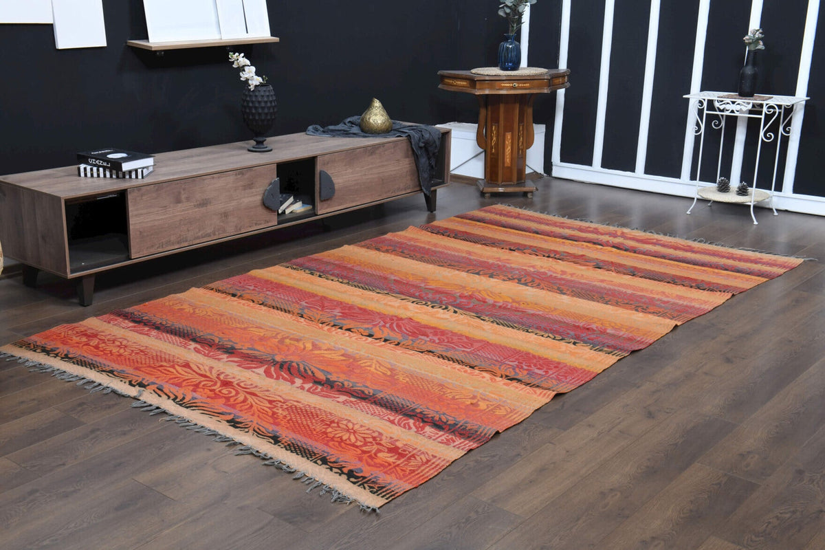 El yapımı vintage halı 180x315 cm oryantal desenli yün - mekan görünümü