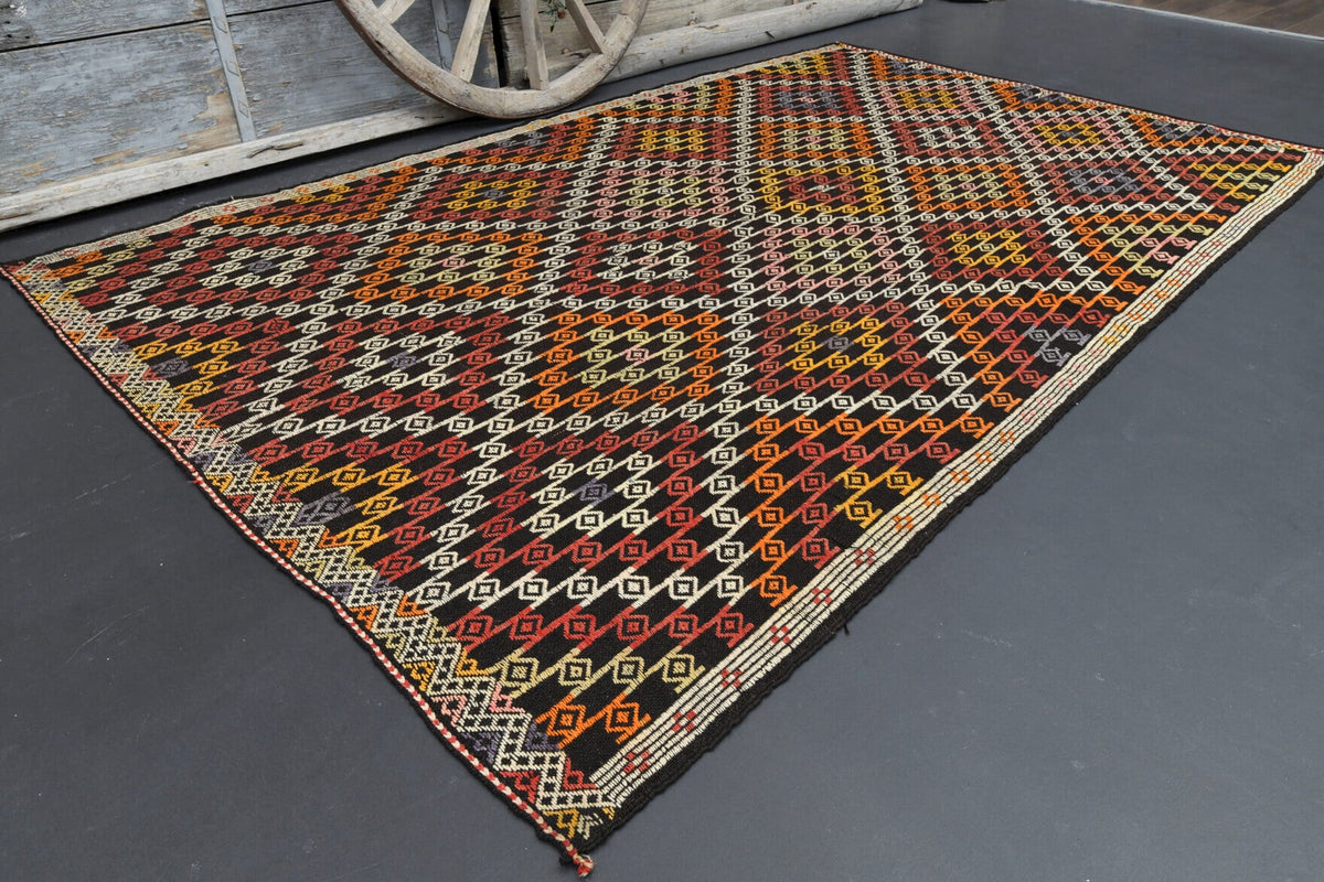 El yapımı vintage halı 180x290 cm oryantal desenli yün - kenar ve saçak detayı