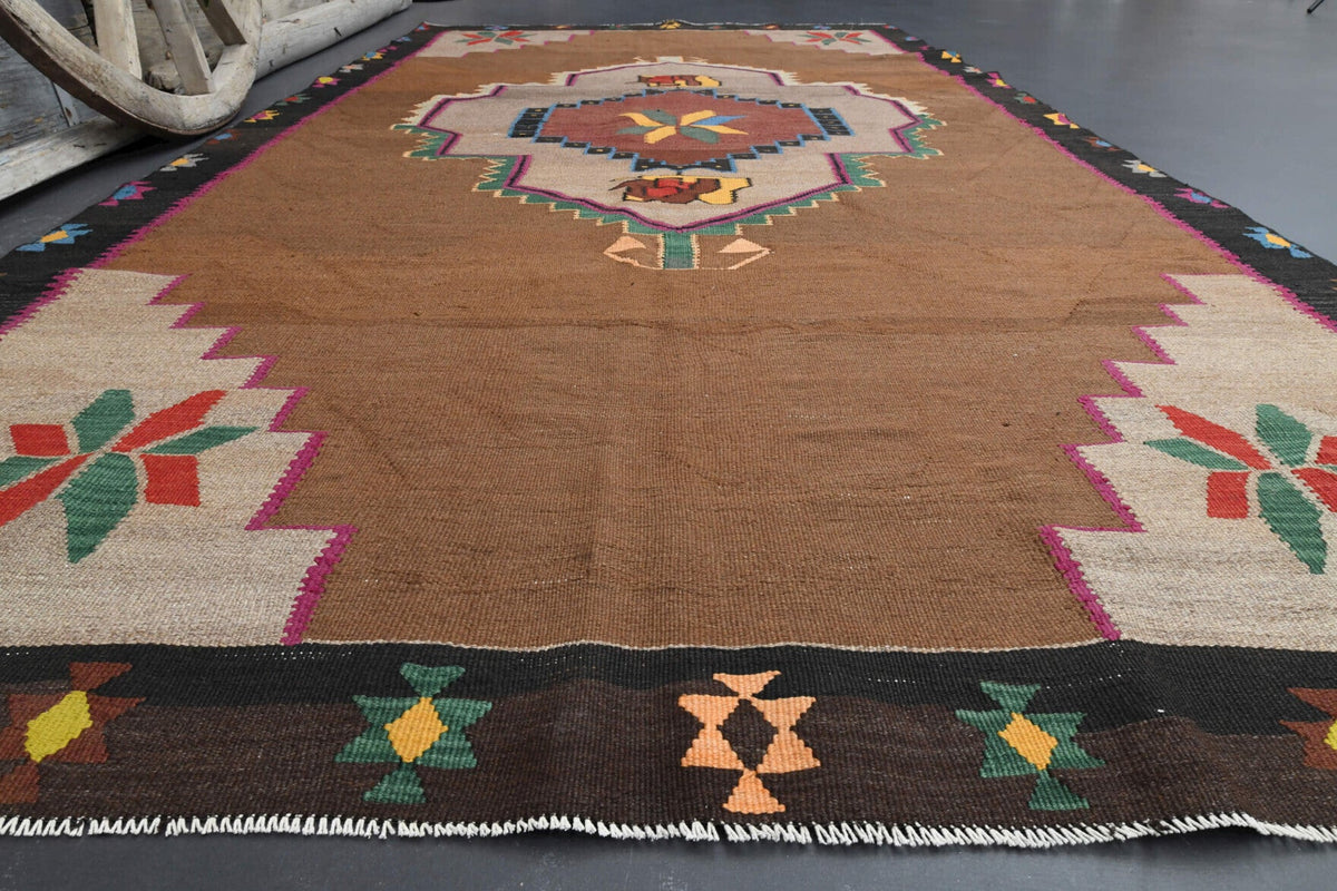 El yapımı vintage halı 180x345 cm oryantal desenli yün - yakın çekim doku detayı