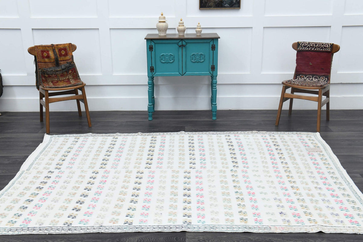 El yapımı vintage halı 183x264 cm oryantal desenli yün - kenar ve saçak detayı