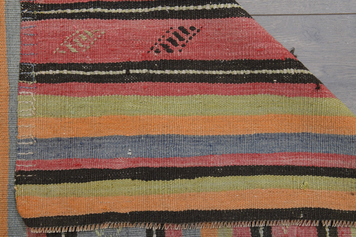 El yapımı vintage halı 165x279 cm oryantal desenli yün - desen detayı