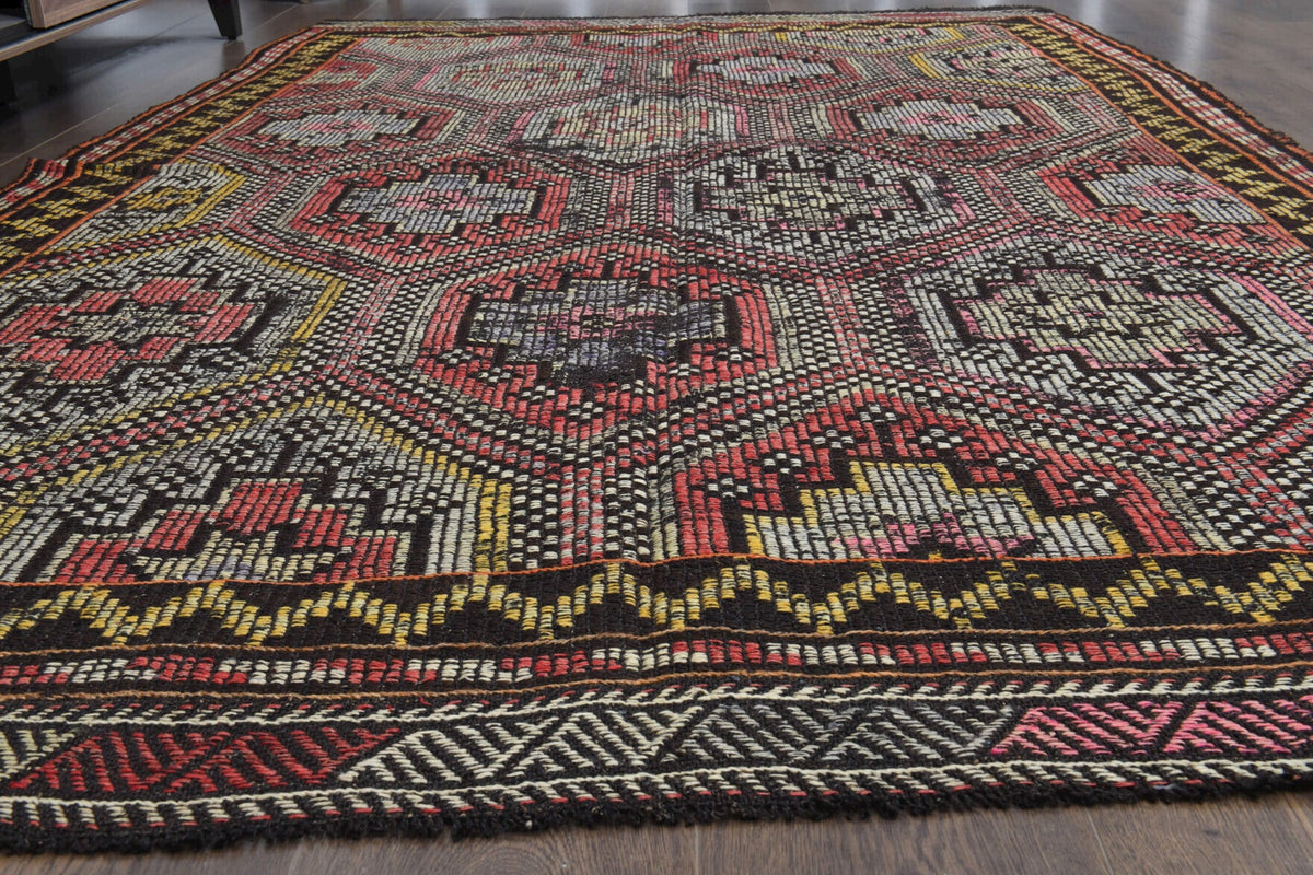 El yapımı vintage halı 170x272 cm oryantal desenli yün - yakın çekim doku detayı
