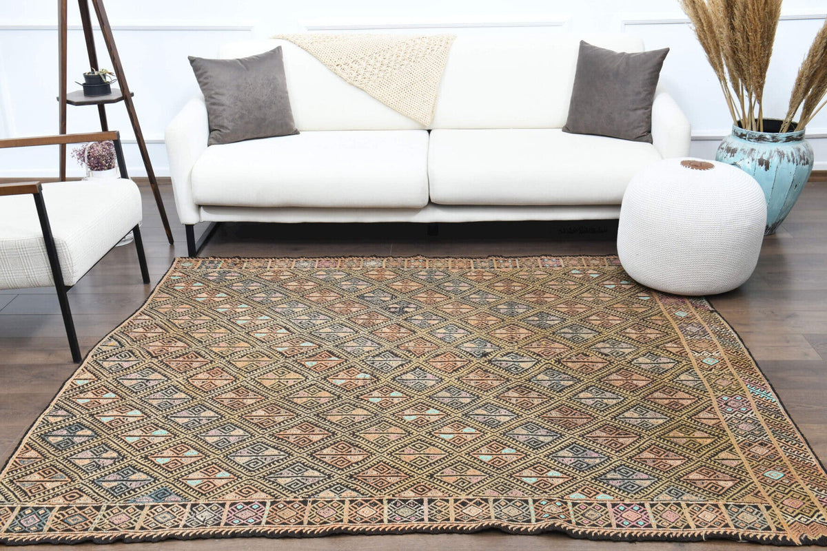 Greek Keys Kilim Carpet